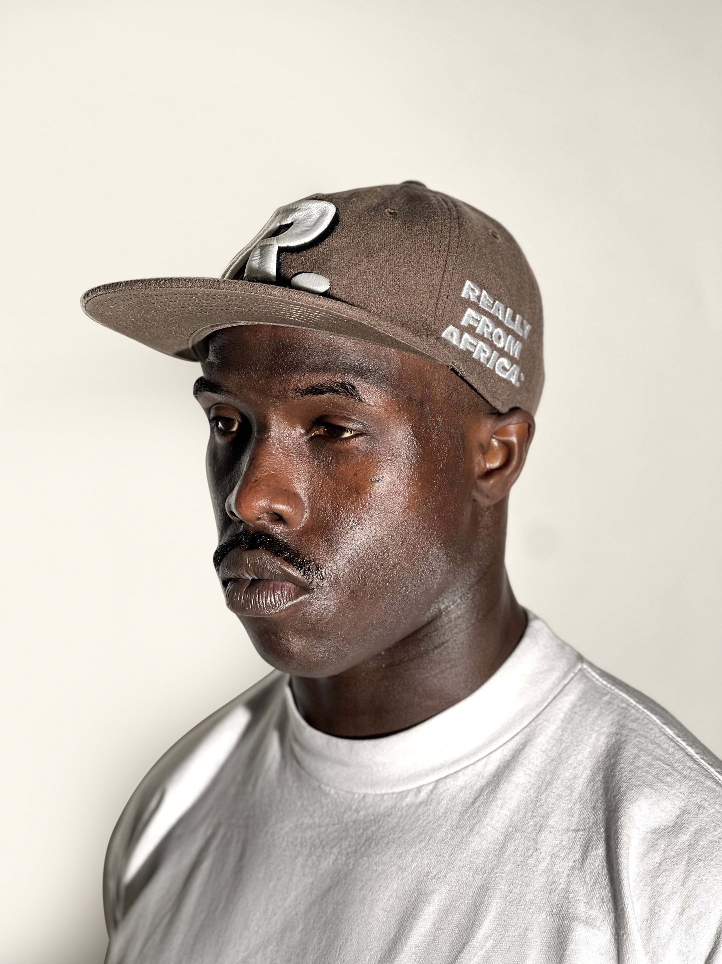 RFA Wool Hat: “R.” Logo [Brown]